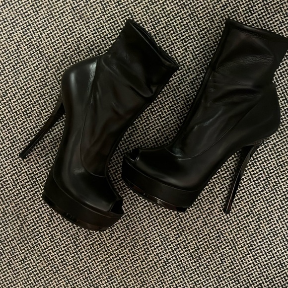 Gucci lambskin bootie so chic - Picture 1 of 4
